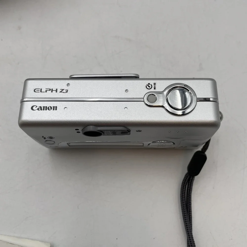 Canon ELPH Z3 Compact Digital APS Point Shoot Camera Zoom +Case+Manual~Tested